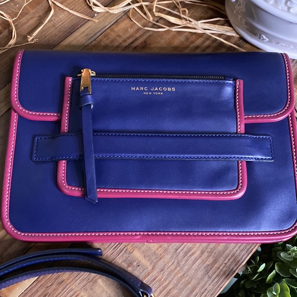 Marc Jacobs Leather Madison Large Shoulder Bag in Midnight Blue with Strap - Picture 2 of 16